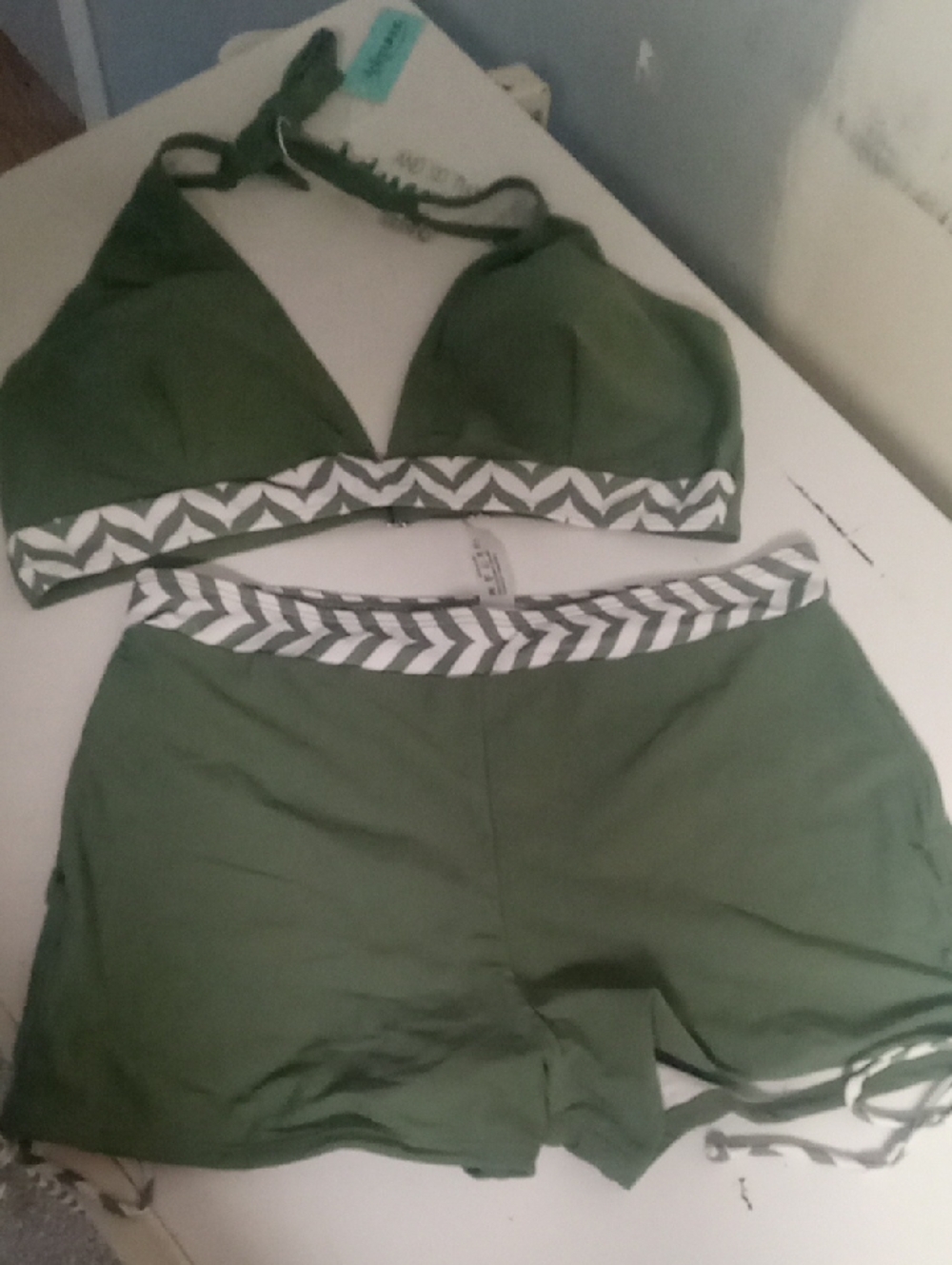 Adisputent 2 Piece Boyshort Swimsuit Sz Lg
